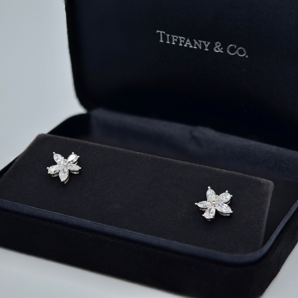 Tiffany & Co. Victoria Mixed Cluster Earrings size Large